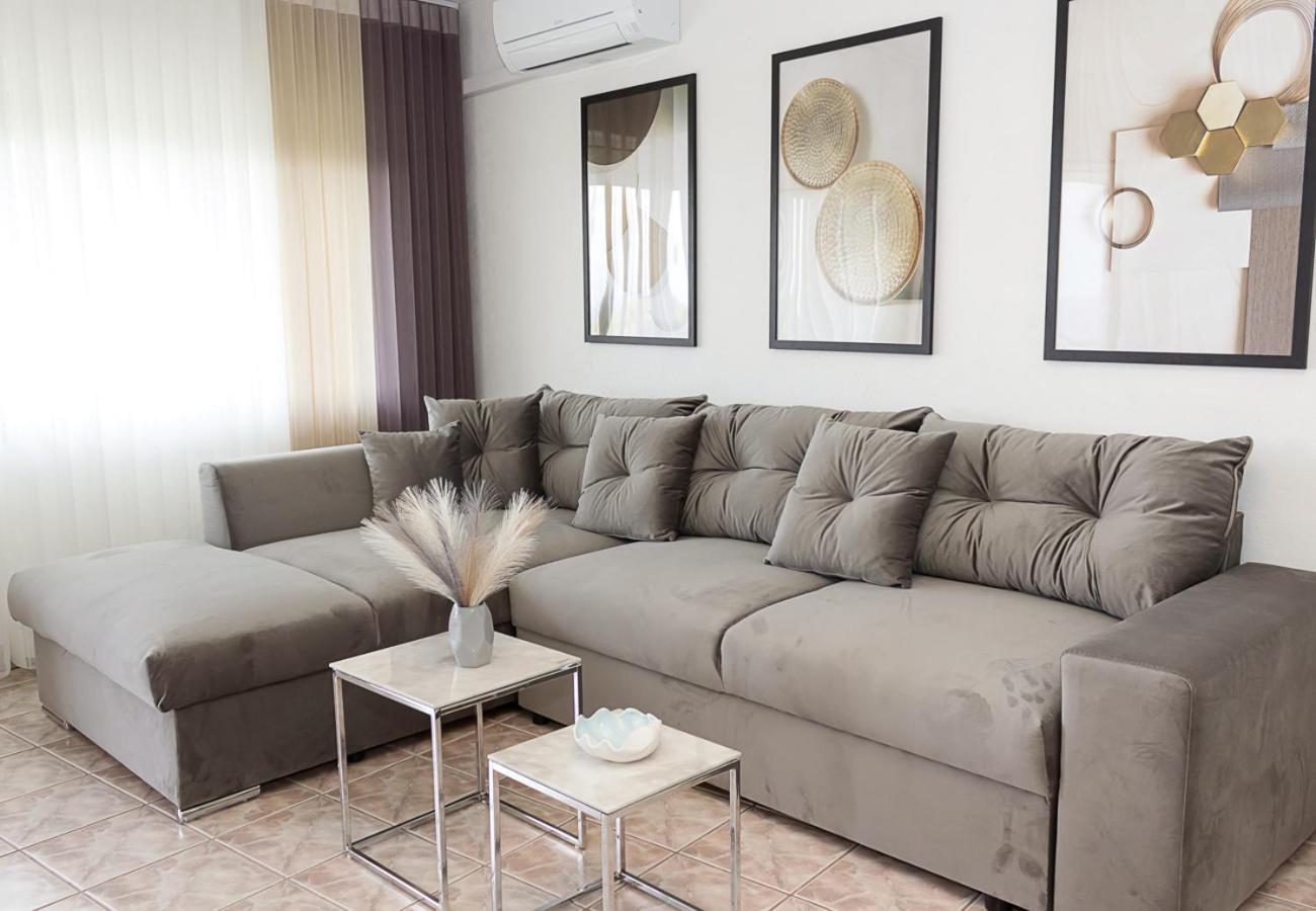 דירות Two Identical Designer 2Bd Flats With Sea View In Balchik By Flat Mаnager מראה חיצוני תמונה